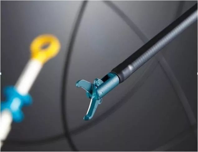 emr和esd消化内镜哪个好,内镜下esd和emr治疗的区别