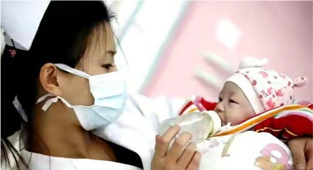 涨奶多久能退奶,涨奶期如何喂奶