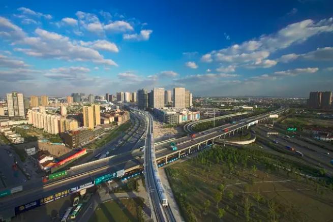 一街之隔房子差20万,一街之隔房价相差1万