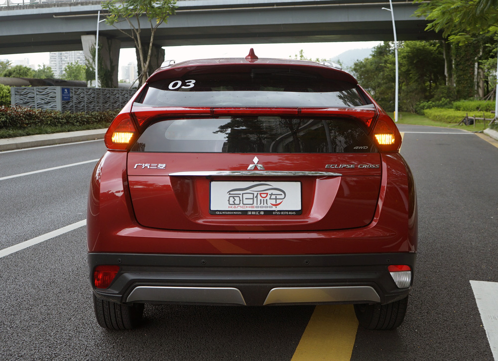 广汽三菱欧蓝德2.4四驱五座咋样,广汽三菱欧蓝德2.4五座顶配四驱