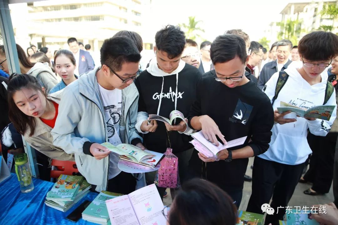 开车怎么预防感染艾滋病,开车会感染艾滋病吗