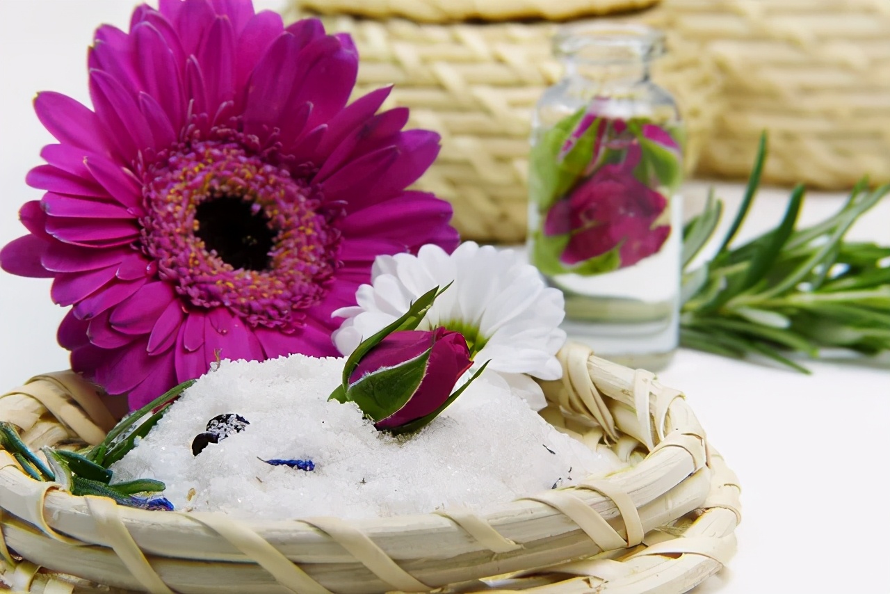 澳洲茶树精油市场前景,植物精油国内外发展现状