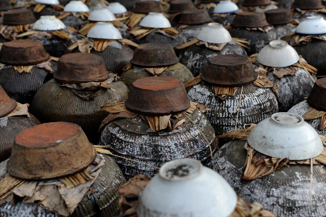 买黄酒还是果酒好,买黄酒区分酿造还是勾兑