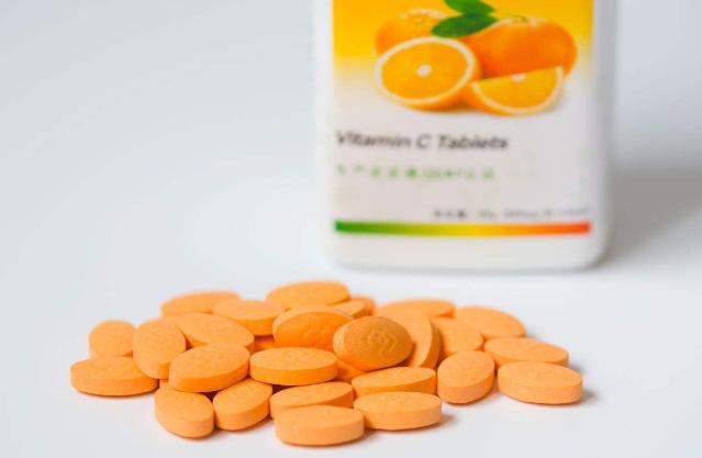 过期养花特效药怎么处理,这些药过期不要扔养花