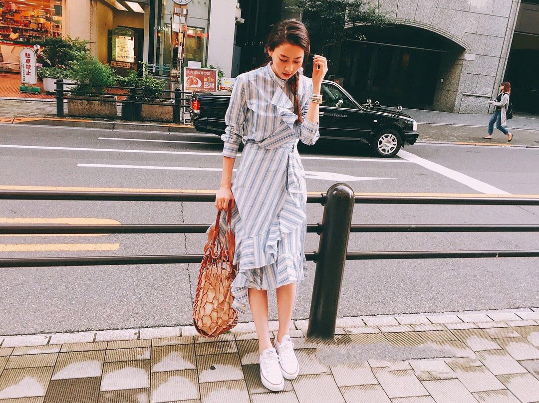 条纹衣柜,条纹设计穿出高级感