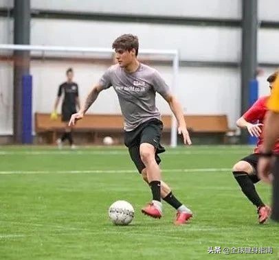 内马尔年轻男模,内马尔老妈照片