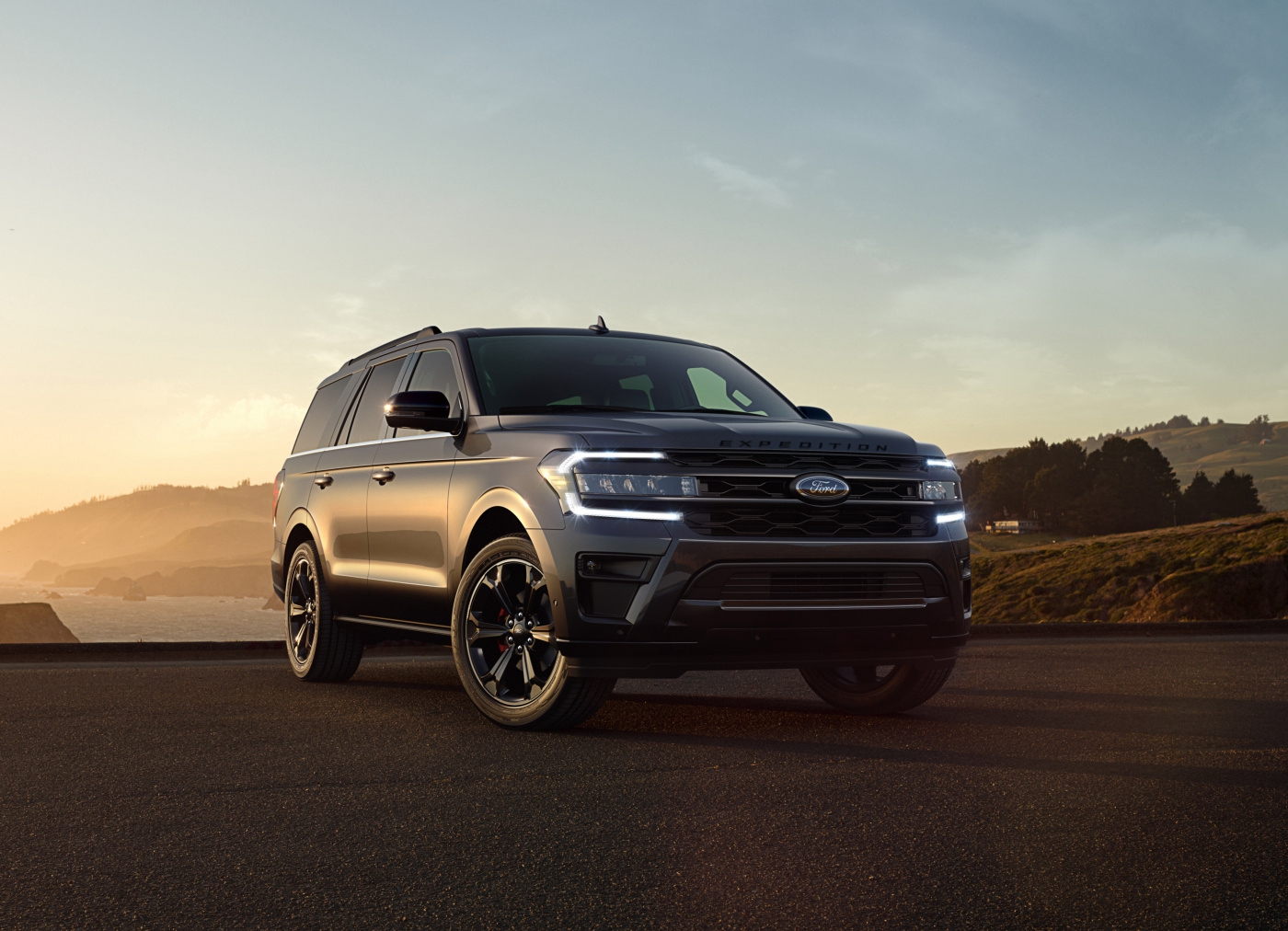 2012款福田萨普征服者皮卡内饰,2024款坦克300征服者白色内饰