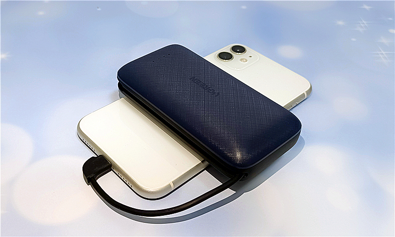 atl电芯手机电池,绿联双向快充移动电源测评