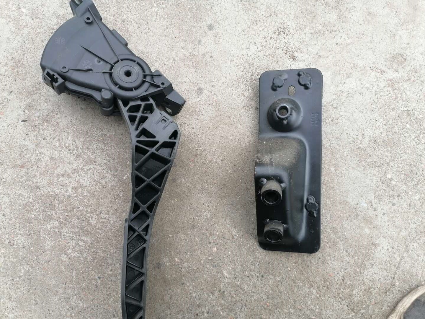 吉利帝豪做工质量怎么样,吉利帝豪做工用料怎么样