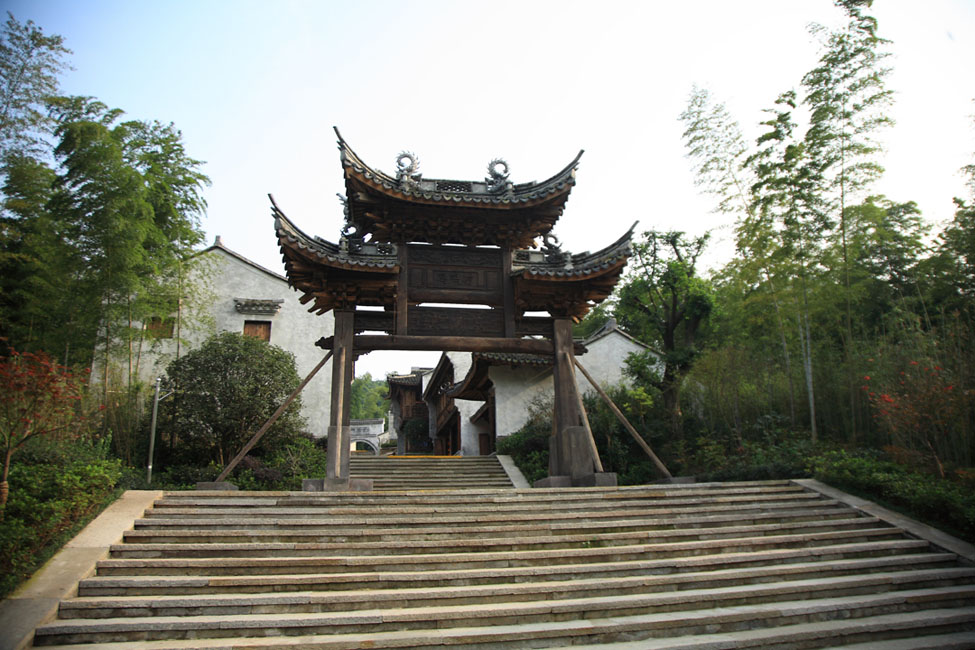 天目湖御水温泉户外泡池,峡谷深处的纯天然户外生态温泉