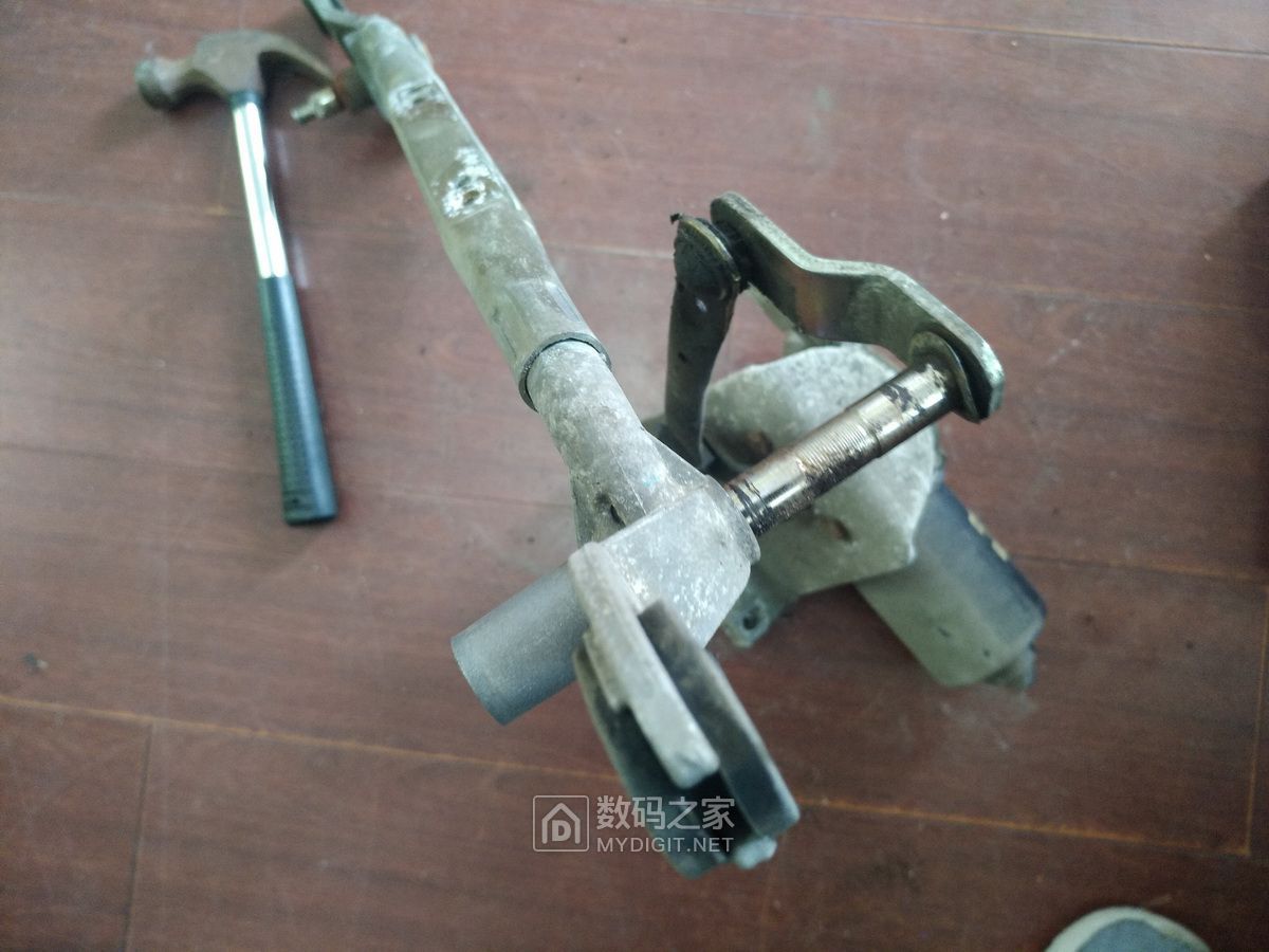 长城c30雨刮器维修视频,长城c30雨刷连杆怎么修