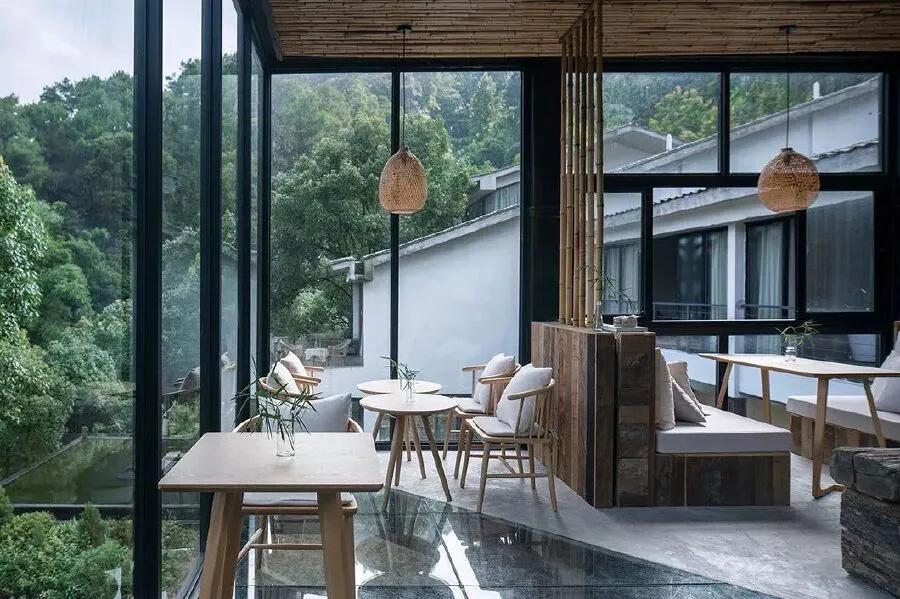 吹过「民宿」的晚风,许你一场野奢山村的美梦