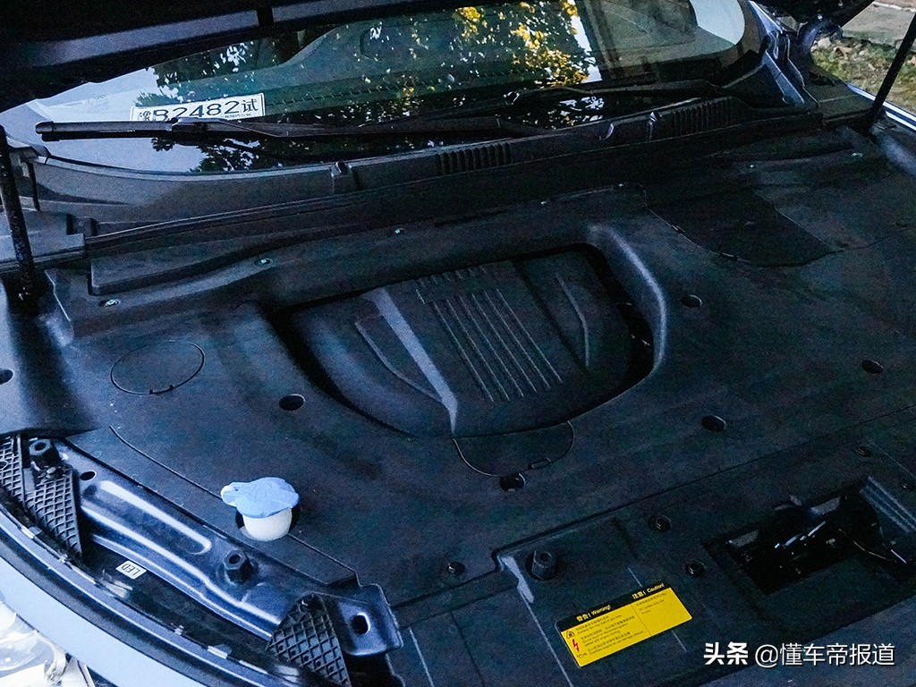 捷途x702020款1.5t手动悦行版7座,2020款捷途x70plus