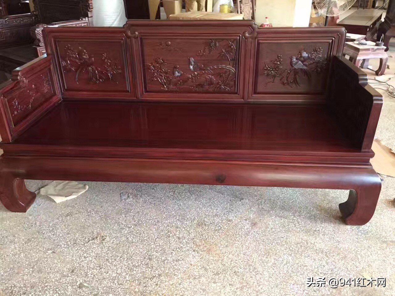 低调奢华黑红木,红酸枝巴里黄檀和微凹黄檀哪个好