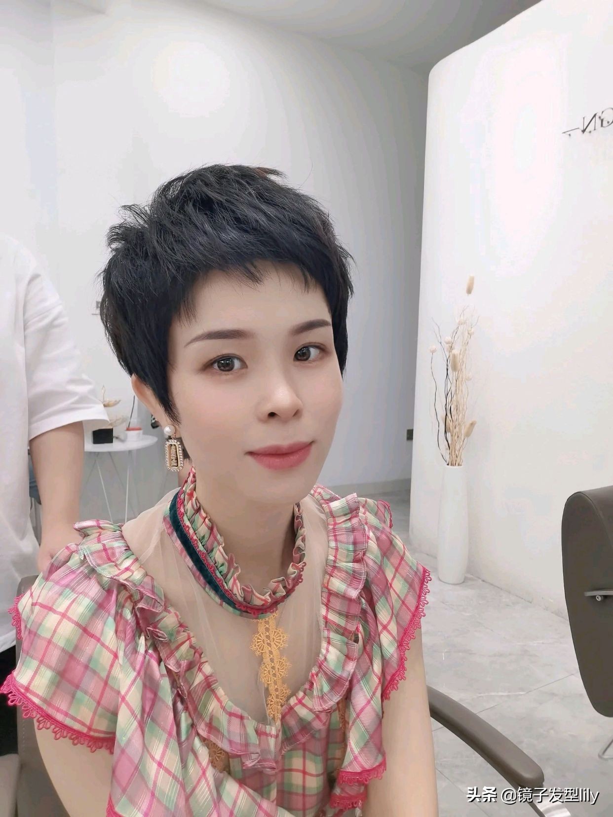 女士短发就剪这4种,女士短发怎么剪又快又好看