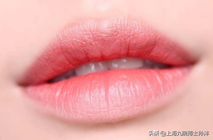 涔濋櫌瀛欐玻,瀛欐玻鍗氬＋妗堜緥