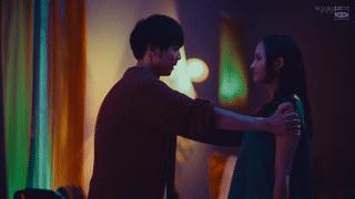 第一集就开车,这尺度不愧是岛国剧