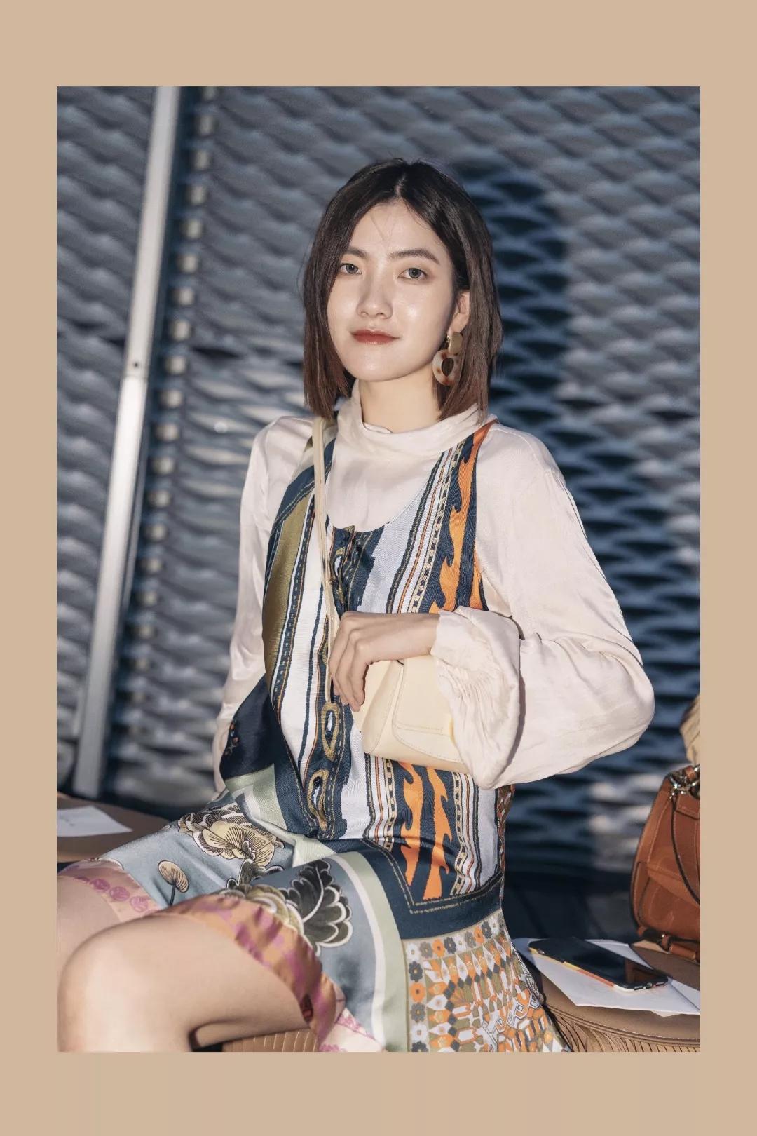 最新款的腰包简单一点,斜挎腰包最值得入手的大牌