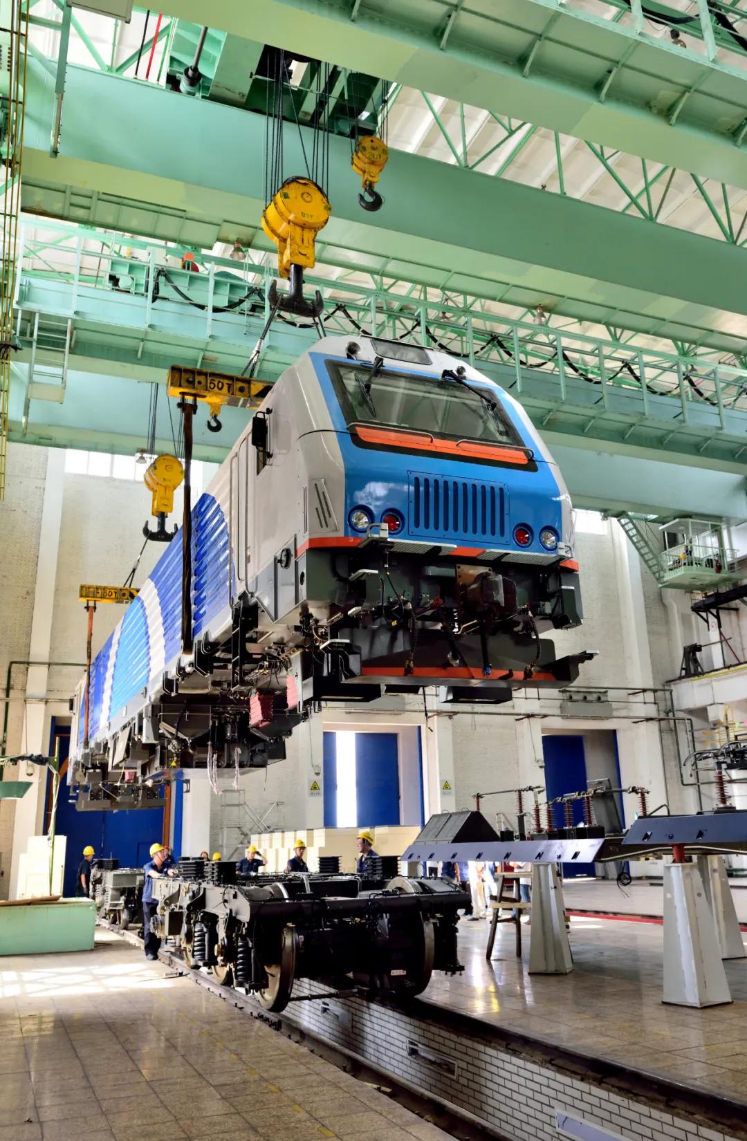 中国与白俄,13年中国中车