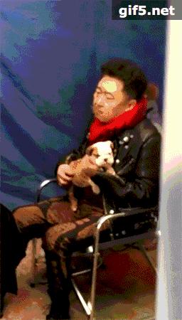 于谦哪年拍的老师好 (老师好于谦为什么有强大的人缘)