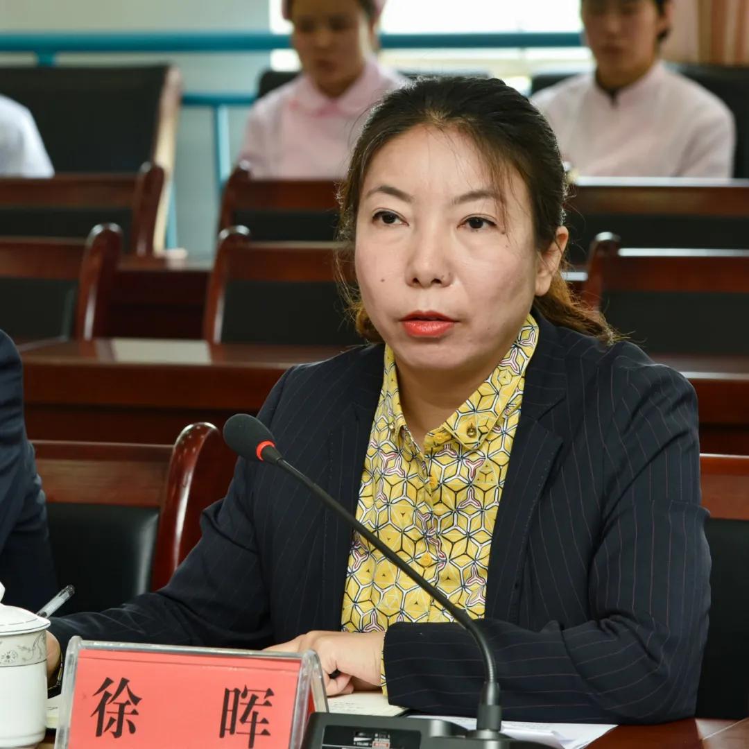 学习援鄂白衣天使争做时代英雄楷模(座谈会发言)