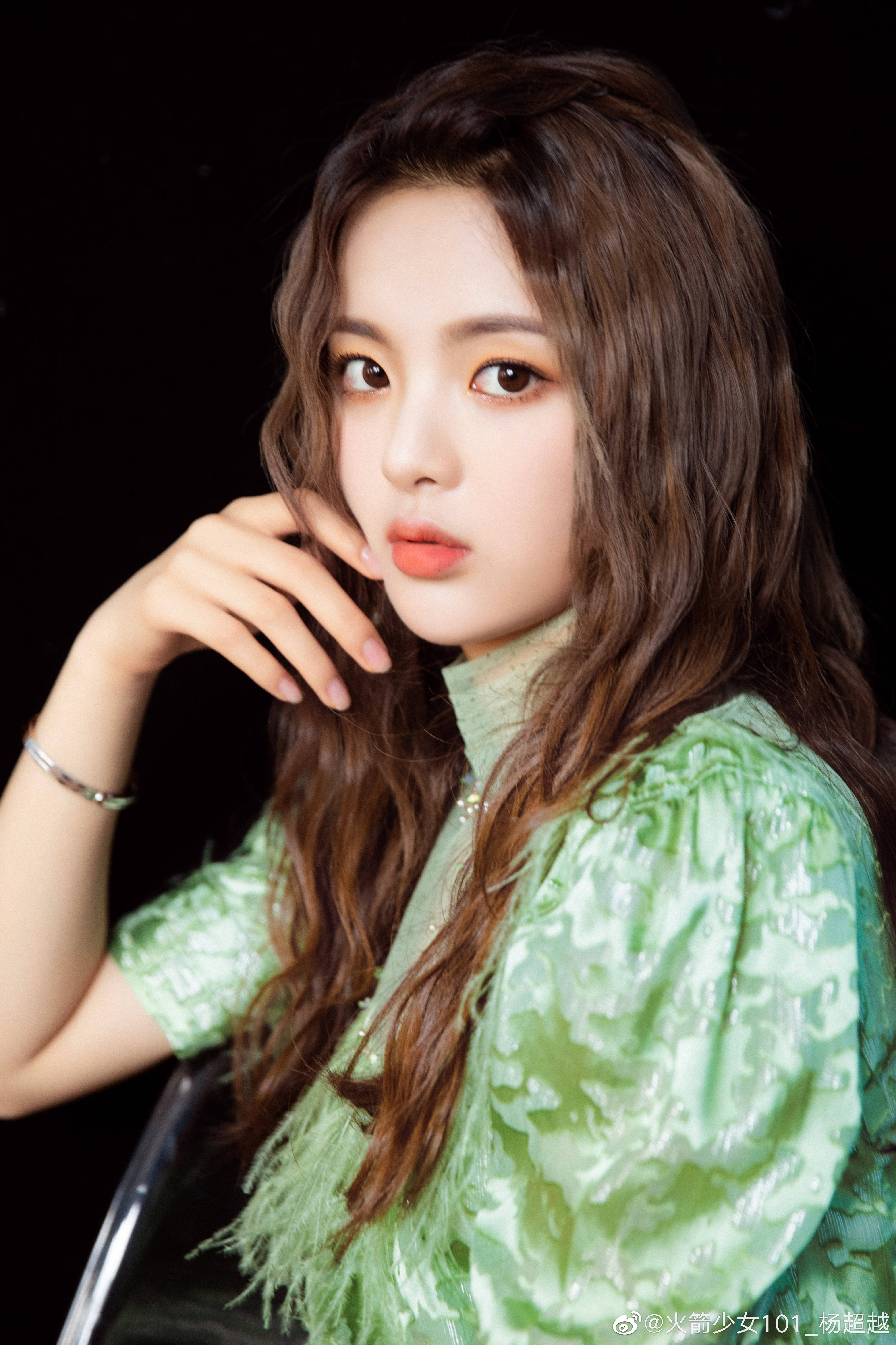 杨超越吐槽生活,杨超越吐槽圈内好友