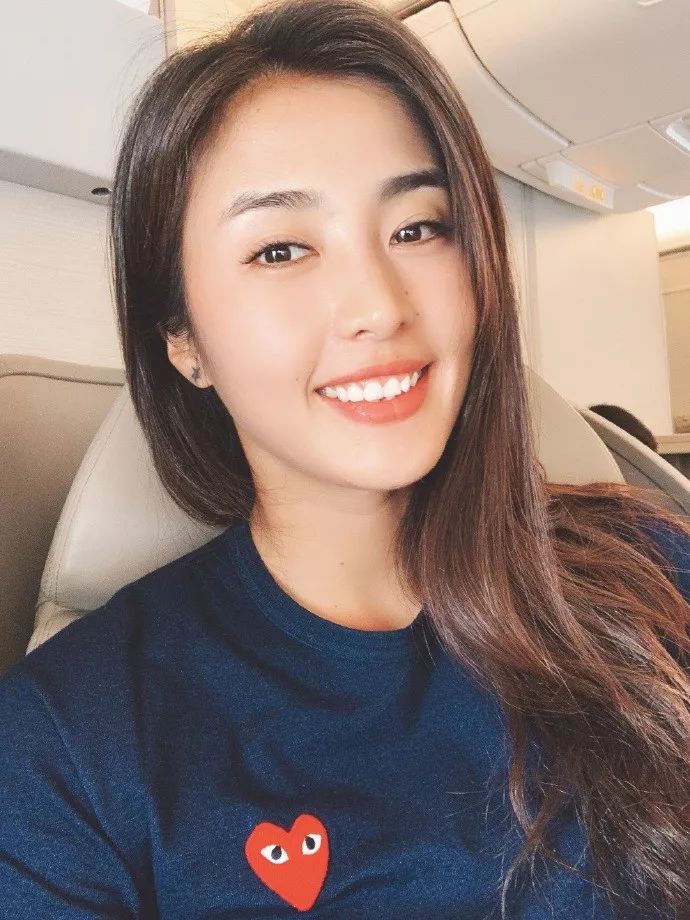 秒杀整容脸,撞脸女港星