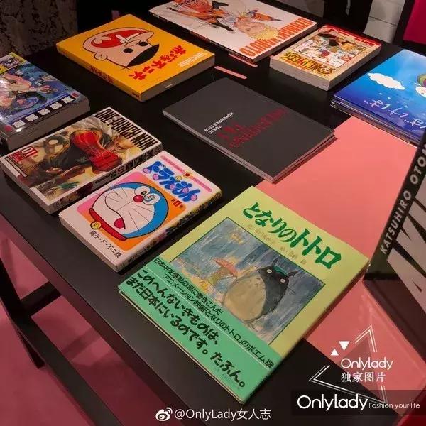 张艺兴valentino东京神图,张艺兴valentino秀场表演