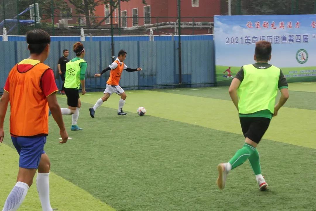 推窗见景伸懒腰,推窗见景的生活