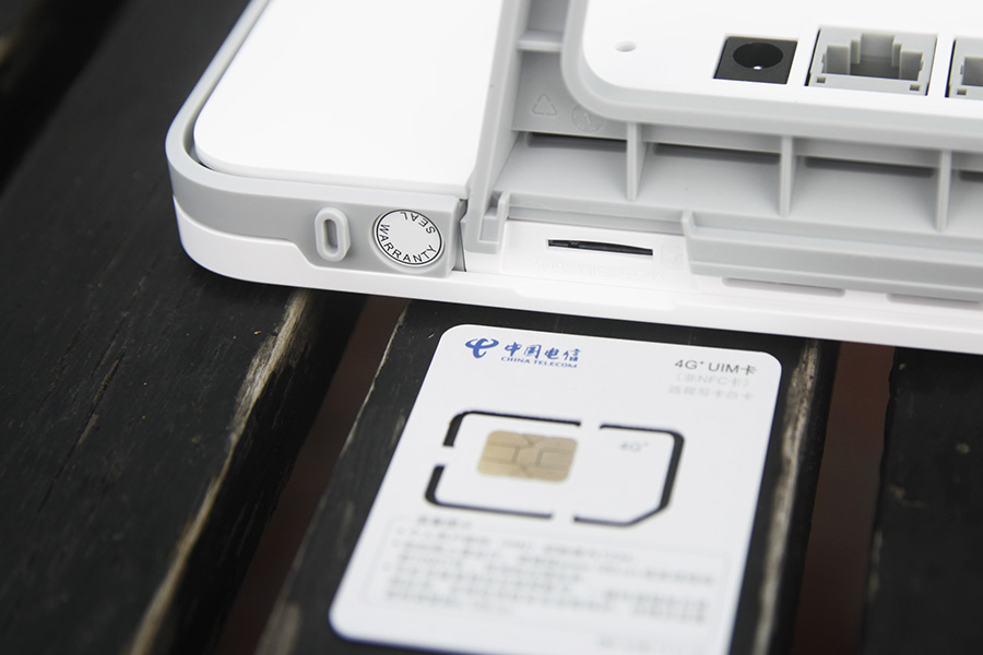 可充可插移动路由器,可移动无需插卡无线路由器