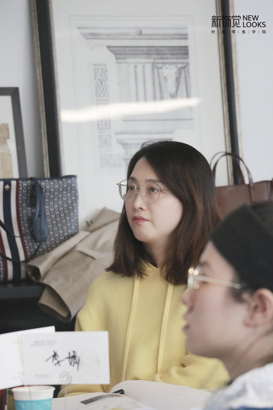 陈列衣服怎样陈列出高级感女装,高级服装陈列技巧