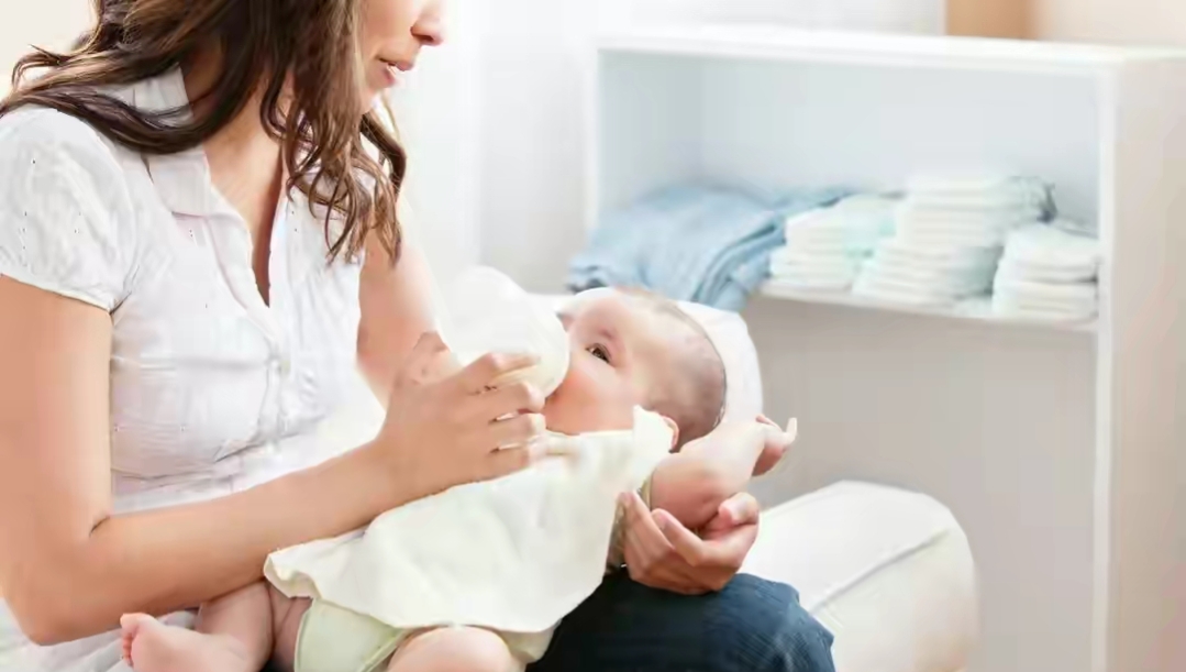 6个月婴儿喂养标准及时间,6月龄宝宝喂养时间表