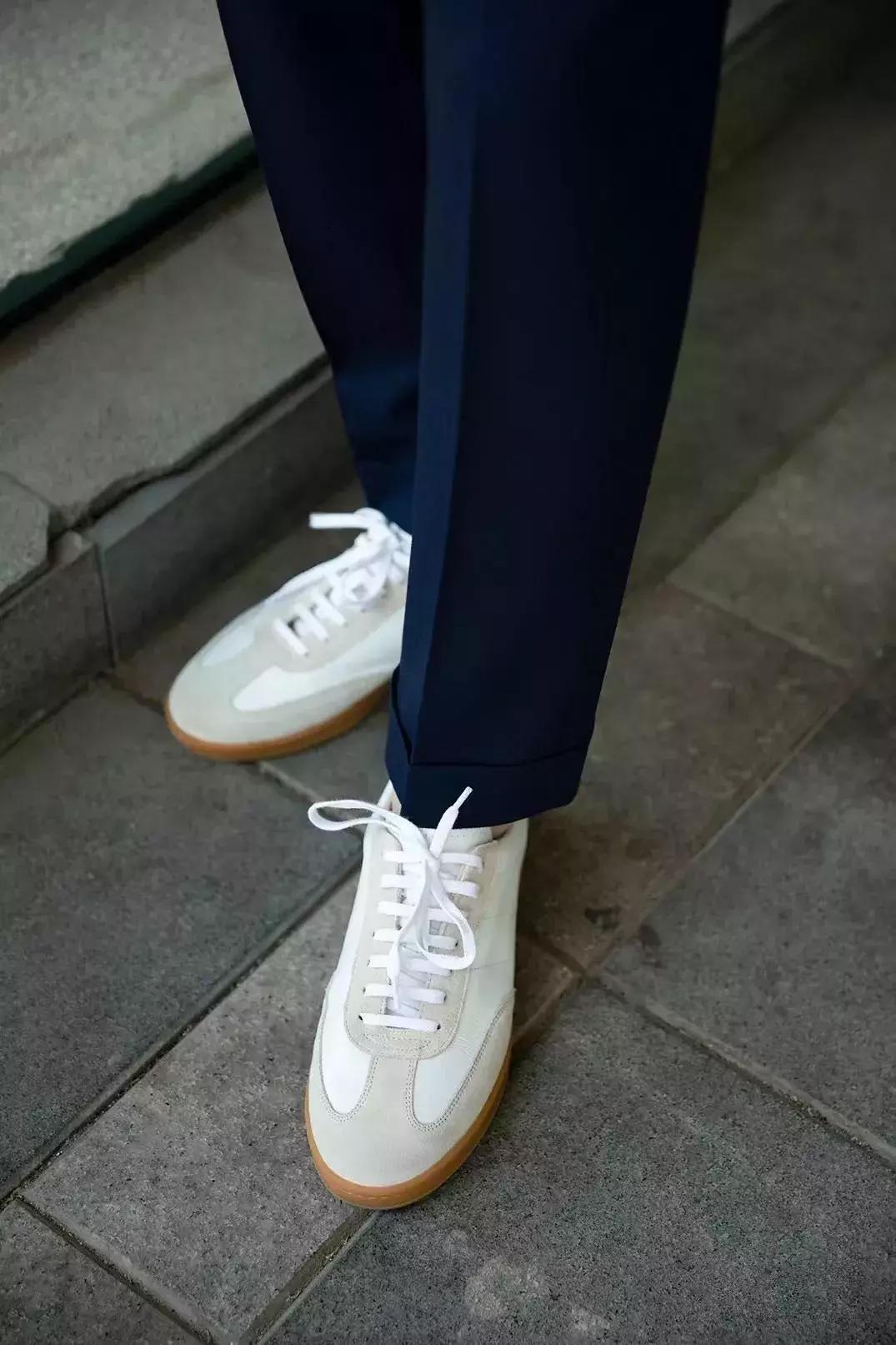 男人穿什么鞋对脚最好,男人穿什么裤子显腿长