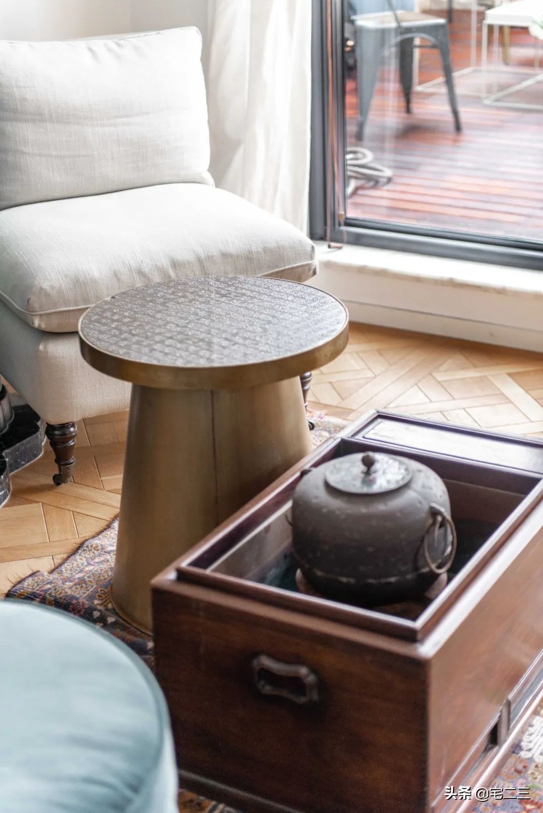 一栋隐居闹市的上海老洋房，一对“新克勒”夫妻的躺平日常