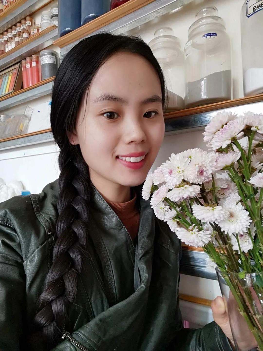 自然而然展览,自然而然女生版