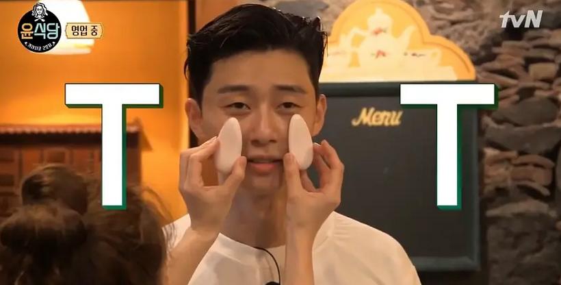 平平无奇餐饮,最近火爆的中餐厅