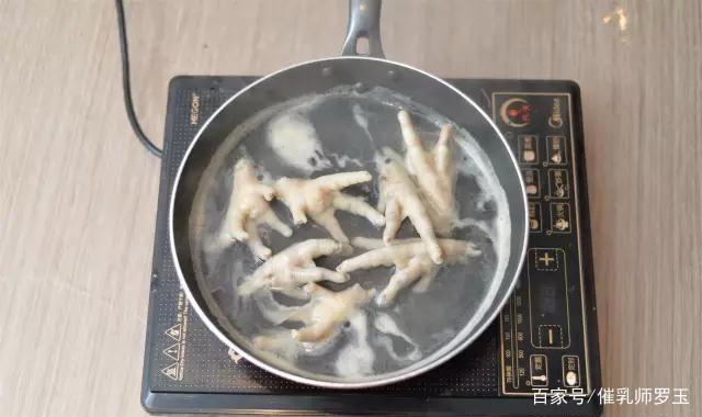 产后母乳少煲什么汤下奶,产后奶少吃什么药最好