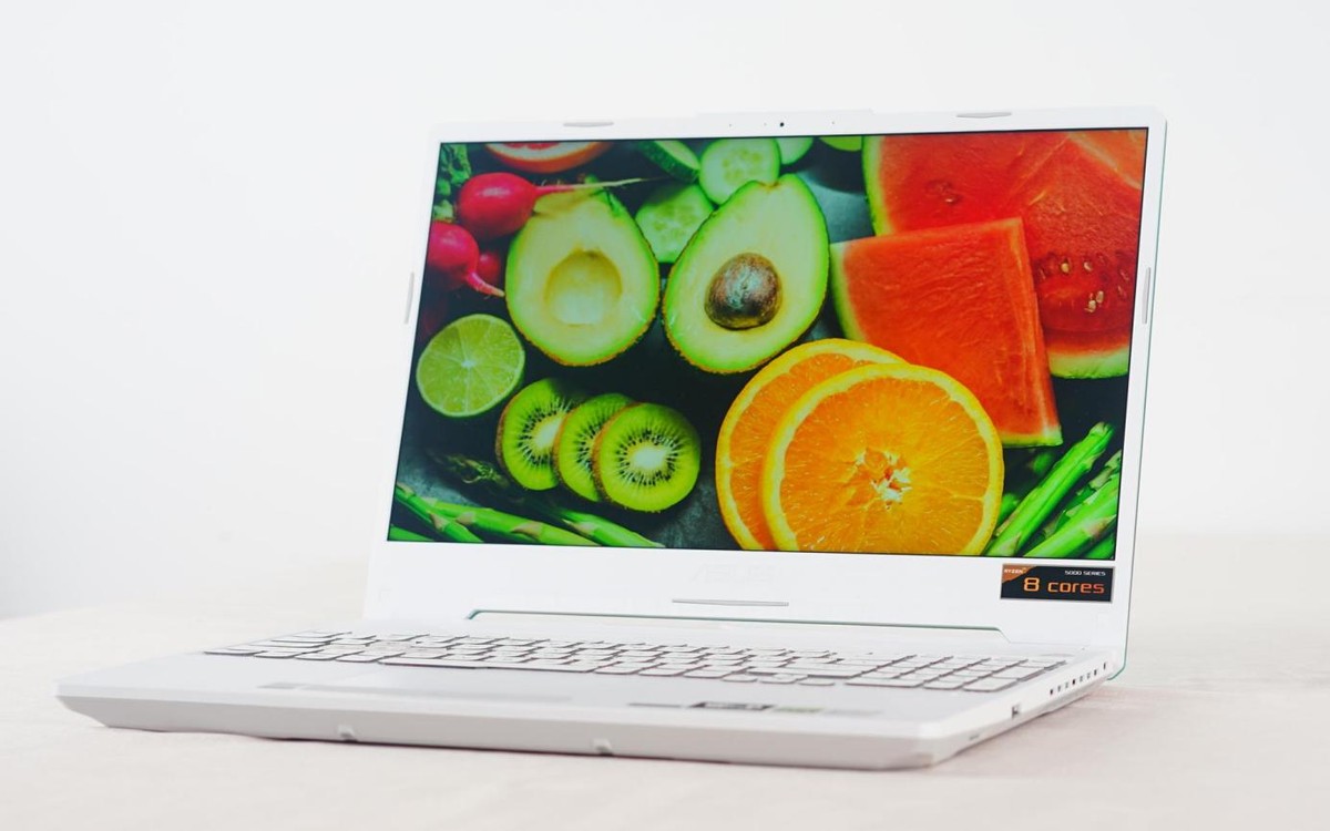 性能怪兽，5900HX+RTX3070，2.5K屏幕，华硕进阶版天选2笔电测评