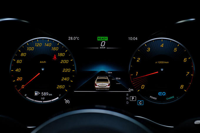 奔驰c级180落地多少钱,豪华奔驰180