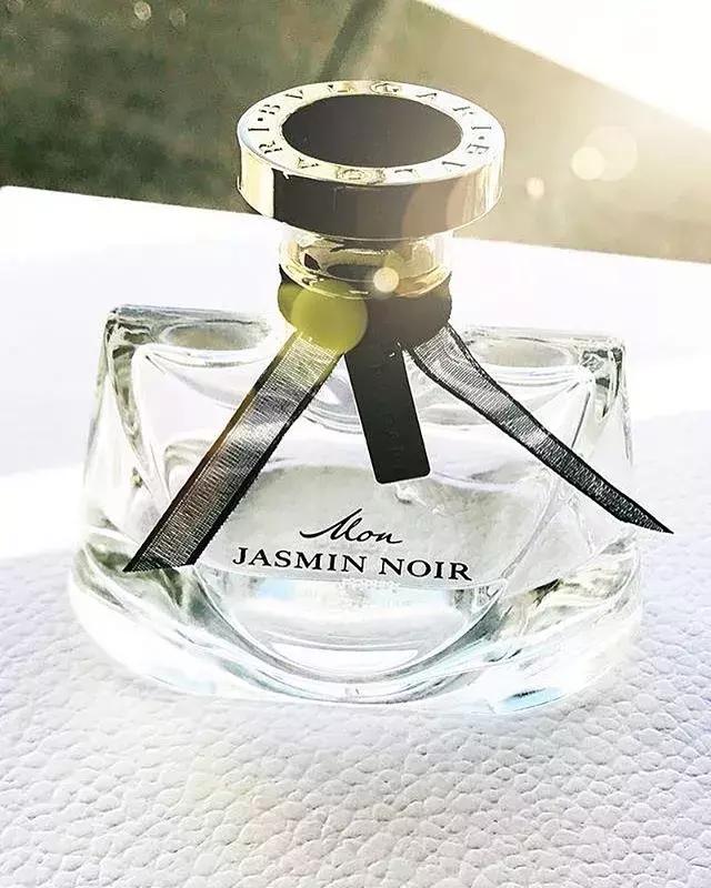 香奈儿蔚蓝香水淡香好还是浓香好,什么香水好闻又持久女人淡香型