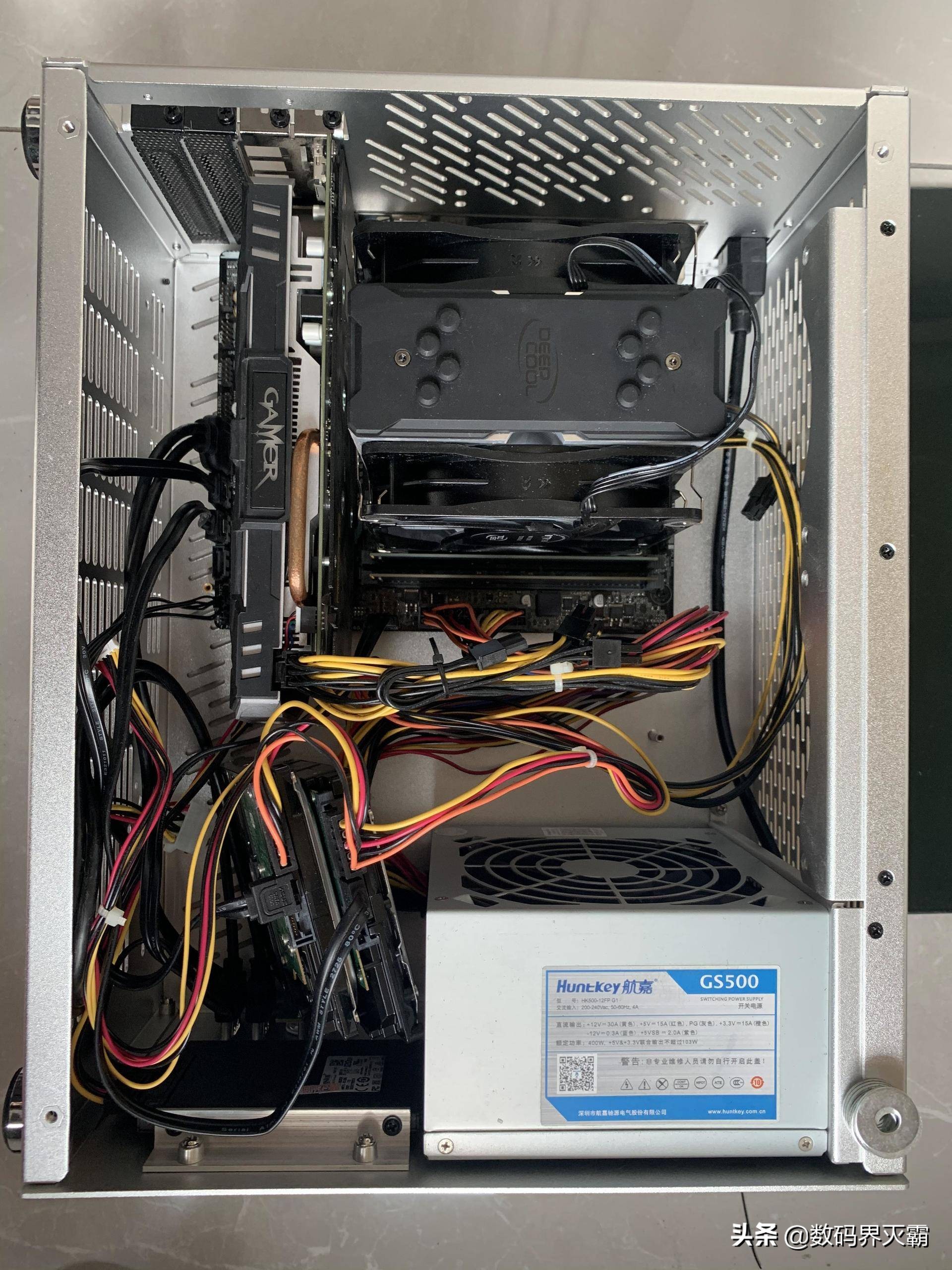 电脑小白穷折腾,我需要一台小机箱,雷匠,Rayarti-M3机箱使用分享