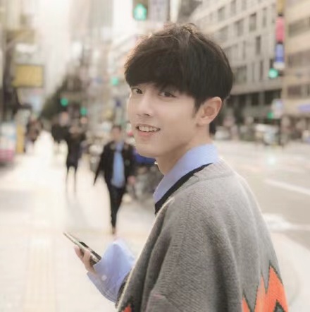 肖战出道心酸往事,肖战成名之路