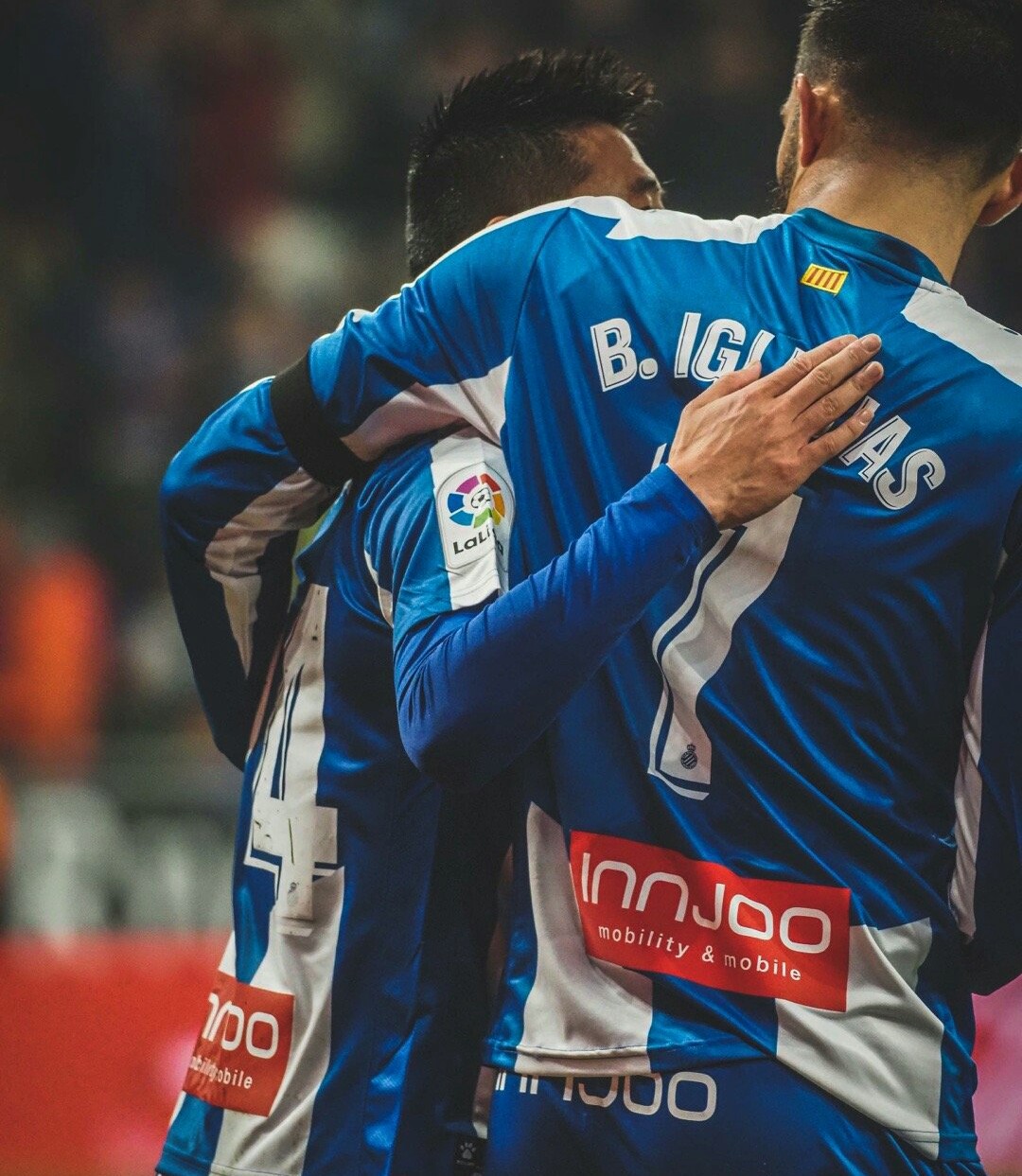 武磊主裁越位视频,武磊机敏跑位抽射