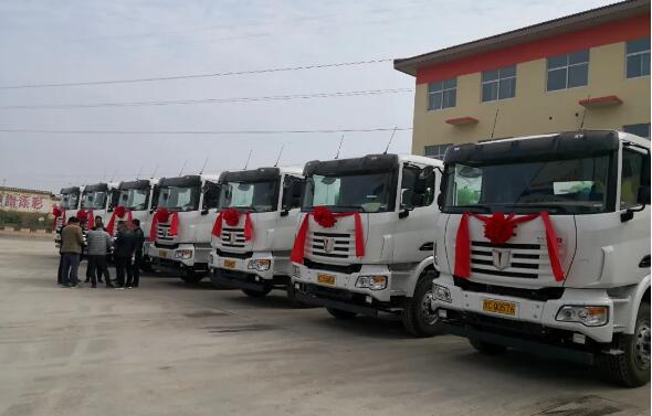 1300万的联合重卡,联合卡车13500台