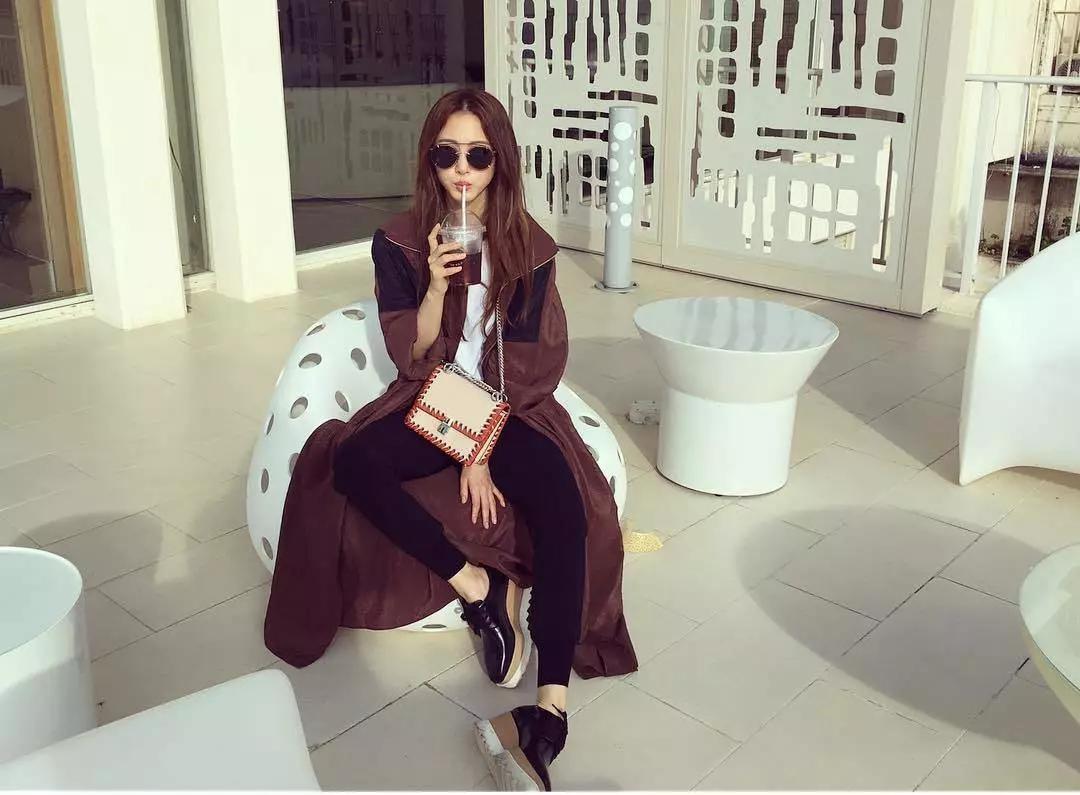 韩剧正在分手女主穿搭,runon韩剧女主穿搭