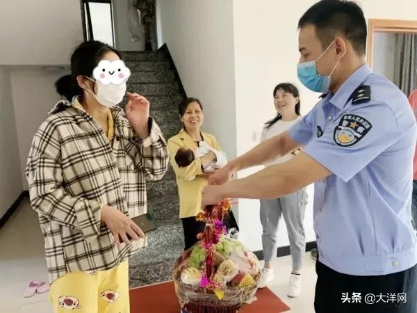 宝宝出生39天崩溃,出生几天婴儿抢救不过了妈妈崩溃
