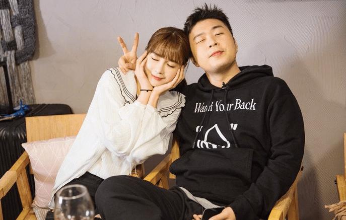 baby黄晓明捐款追加,黄晓明和杨颖分开捐款