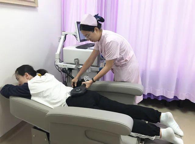 产后如何应对尴尬的事,产后尴尬症状