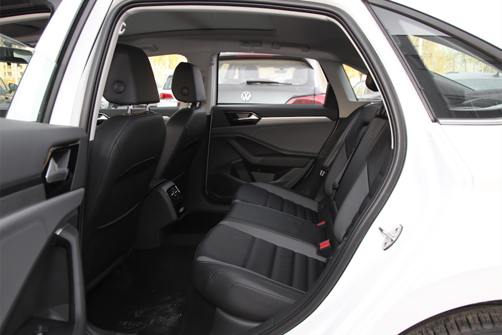 2021大众速腾车优点缺点,大众速腾值得买吧