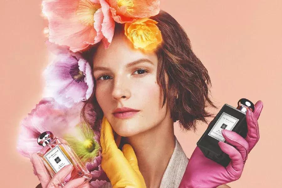 嘴痒？记得涂点999皮炎平口红，包你满意